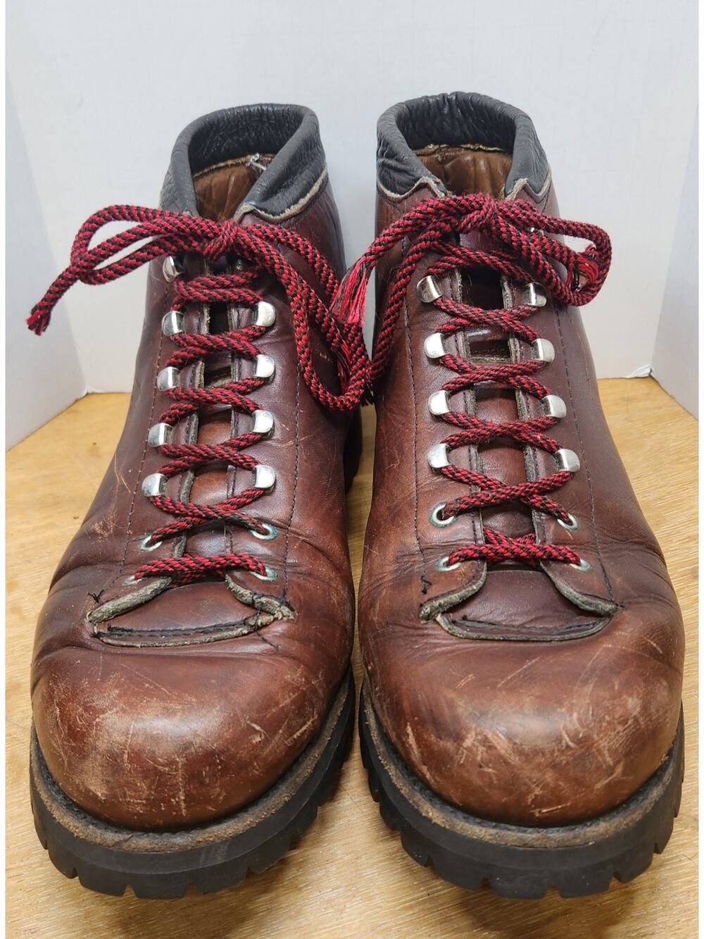 VTG Milo Boots Mens 11M Brown Thick Leather Mountain Vibram USA Needs Insoles